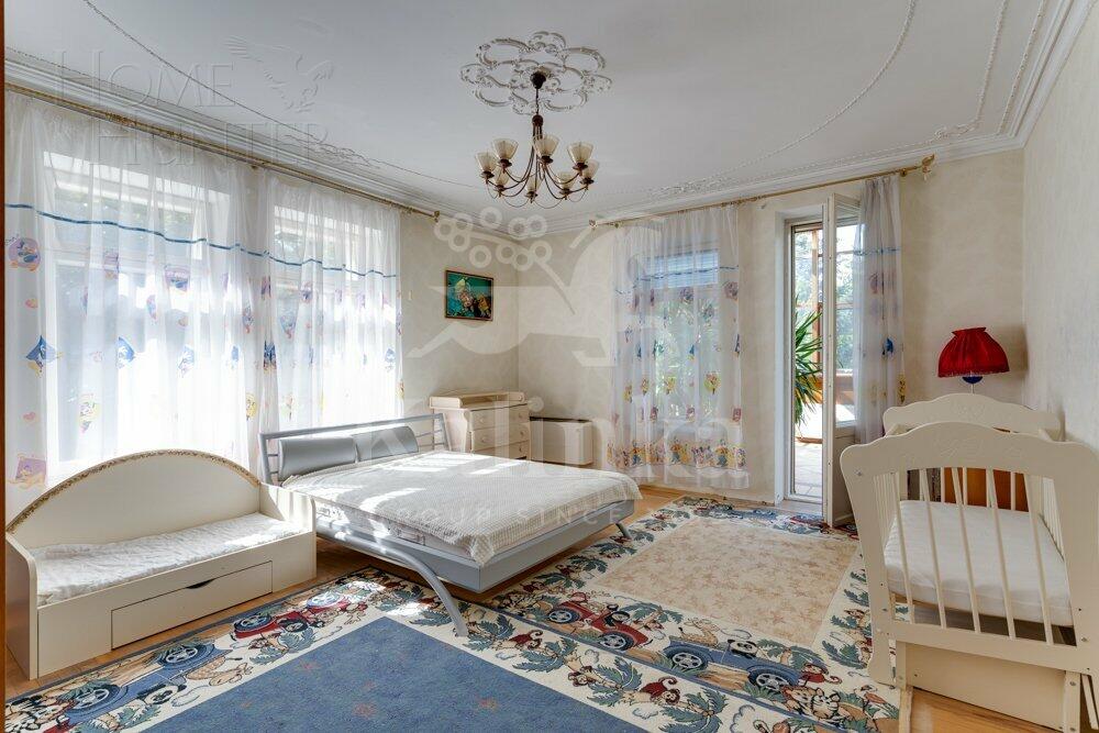 2-этажный коттедж 650 м² с отделкой