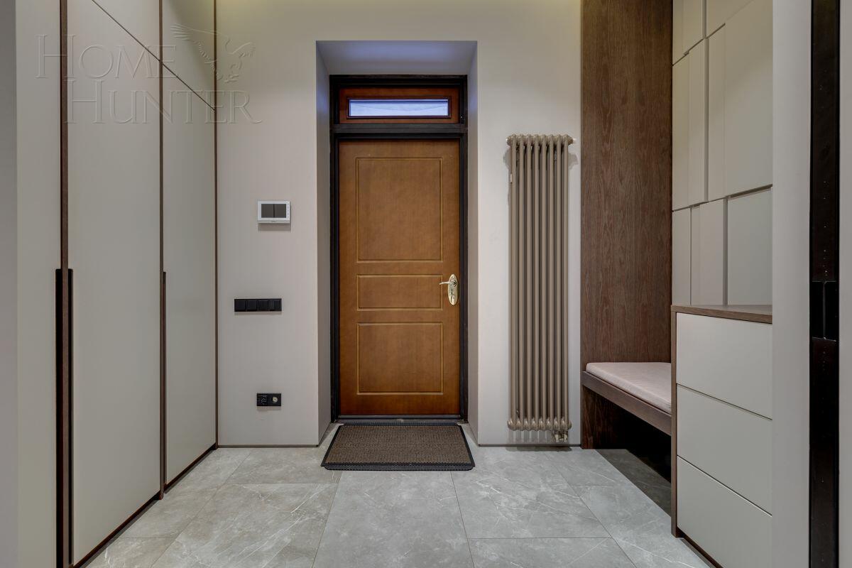 2-этажный коттедж 688 м² с отделкой