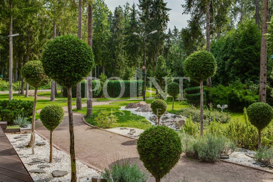 3-этажный коттедж 3 390 м² с отделкой