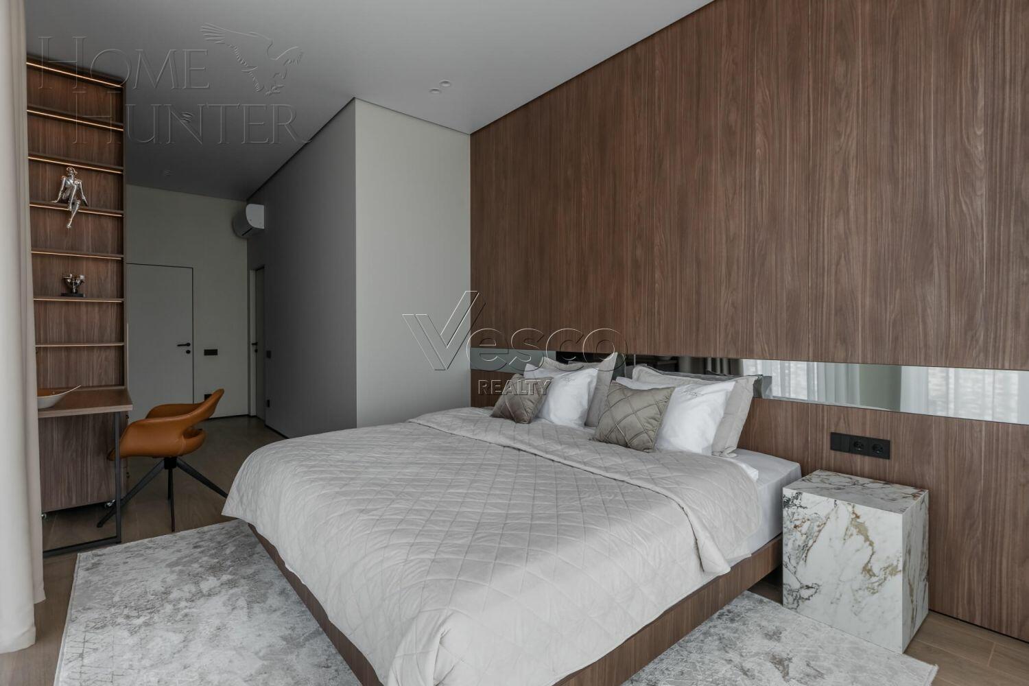 2-этажный коттедж 250 м² с отделкой