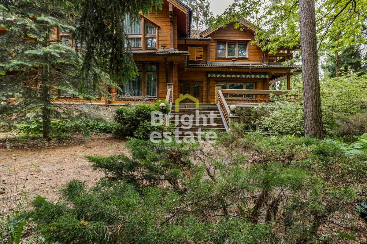 2-этажный коттедж 1 175.7 м² с отделкой