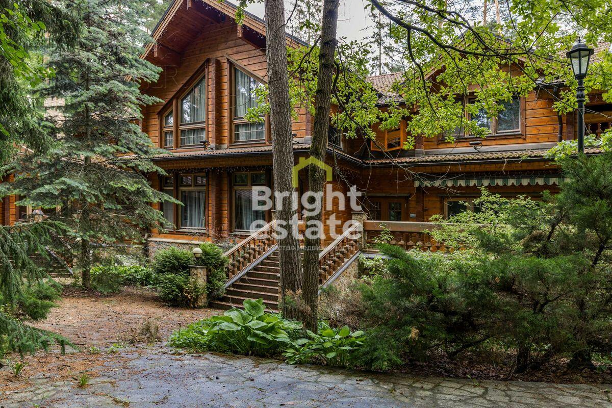 2-этажный коттедж 1 175.7 м² с отделкой