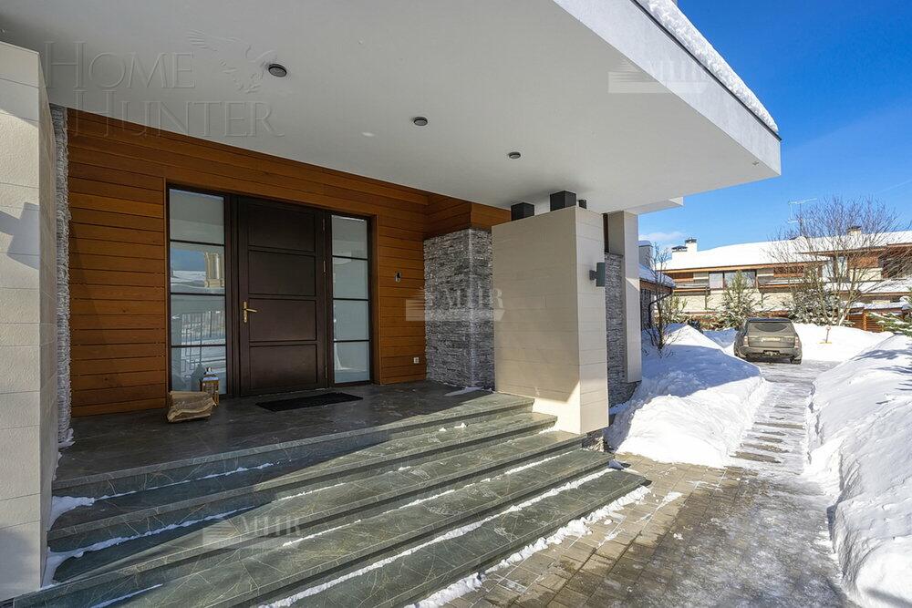 2-этажный коттедж 590 м² с отделкой