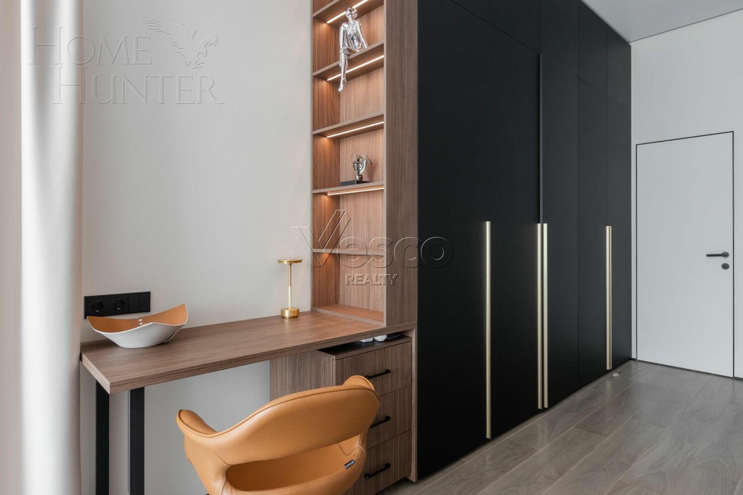 2-этажный коттедж 250 м² с отделкой