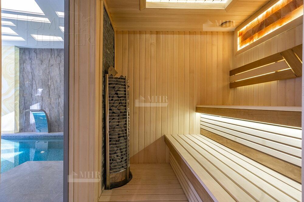 2-этажный коттедж 590 м² с отделкой