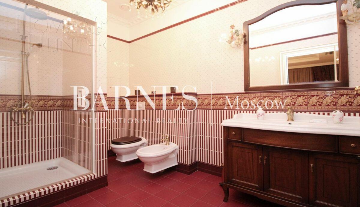 4-КОМН. КВАРТИРА С ОТДЕЛКОЙ 250 М² НА 7 ЭТАЖЕ