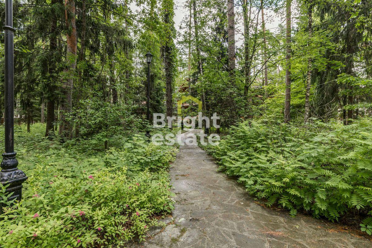 2-этажный коттедж 1 175.7 м² с отделкой