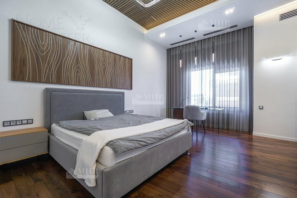 2-этажный коттедж 590 м² с отделкой