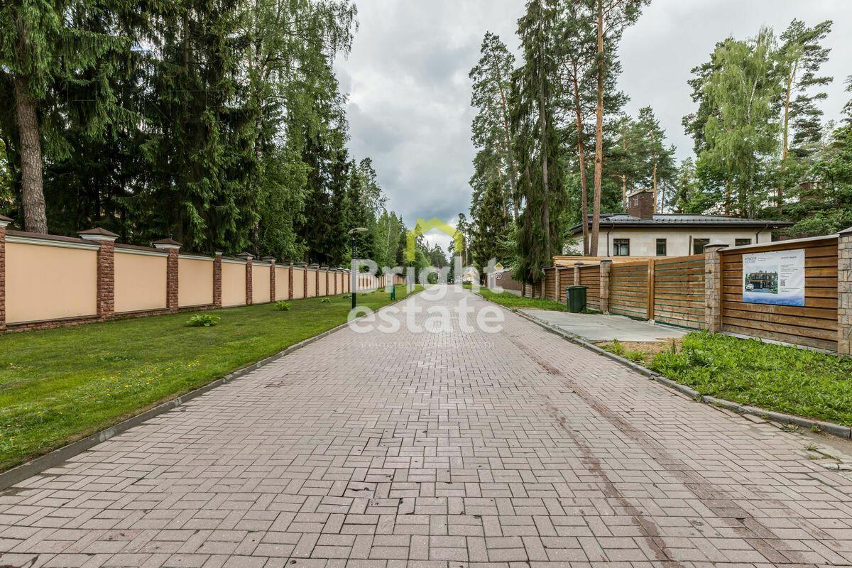 2-этажный коттедж 1 175.7 м² с отделкой