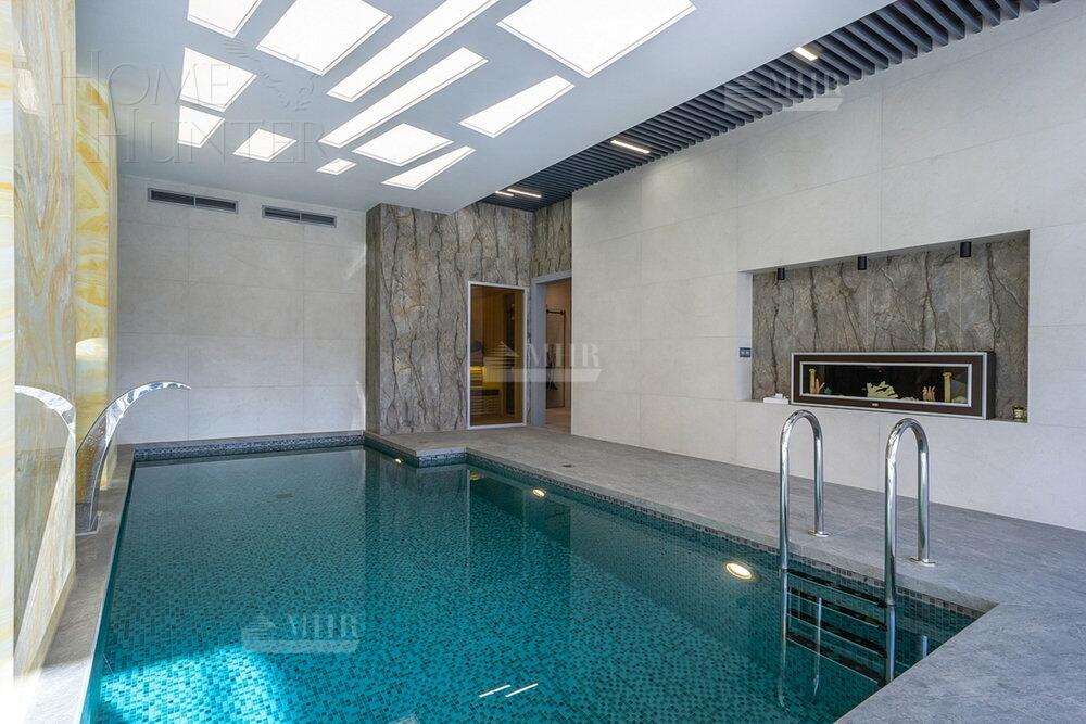 2-этажный коттедж 590 м² с отделкой