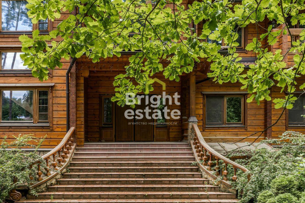 2-этажный коттедж 1 175.7 м² с отделкой