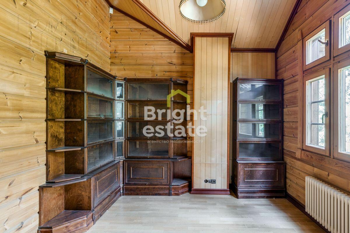 2-этажный коттедж 1 175.7 м² с отделкой