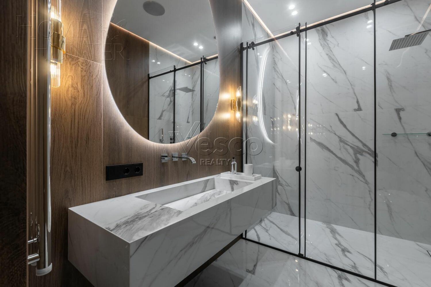 2-этажный коттедж 250 м² с отделкой