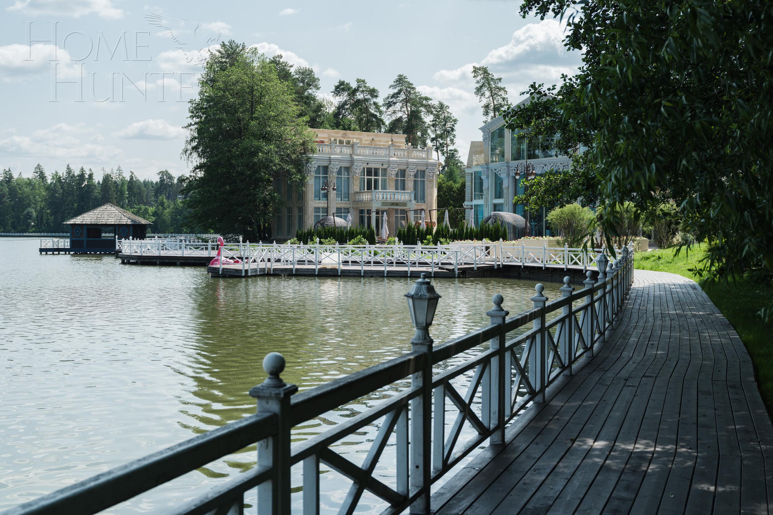 2-этажный коттедж 702 м² с отделкой