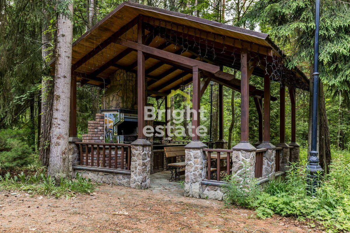 2-этажный коттедж 1 175.7 м² с отделкой