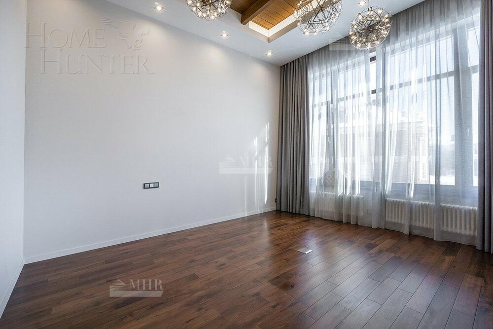 2-этажный коттедж 590 м² с отделкой