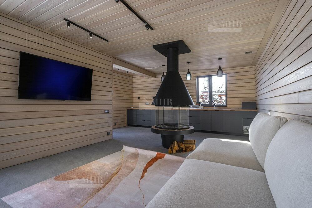 2-этажный коттедж 590 м² с отделкой