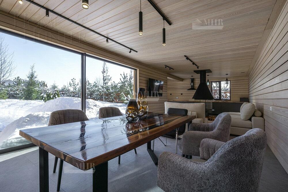 2-этажный коттедж 590 м² с отделкой