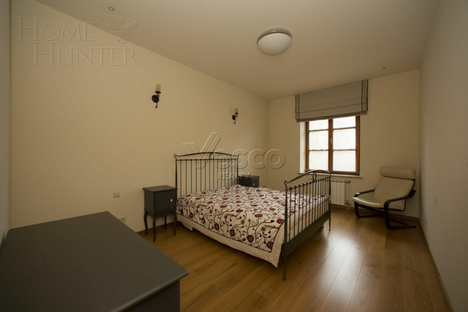 3-этажный коттедж 700 м² с отделкой