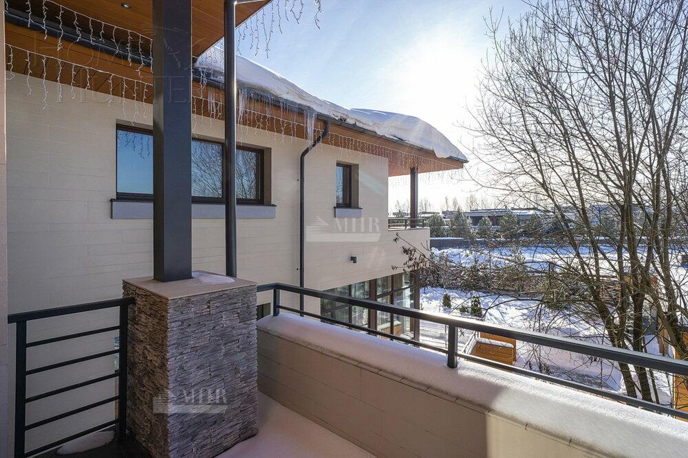 2-этажный коттедж 590 м² с отделкой