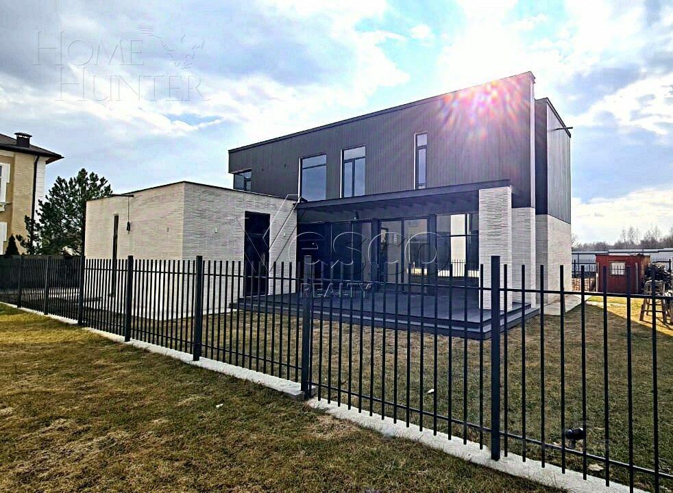 2-этажный коттедж 251 м² без отделки