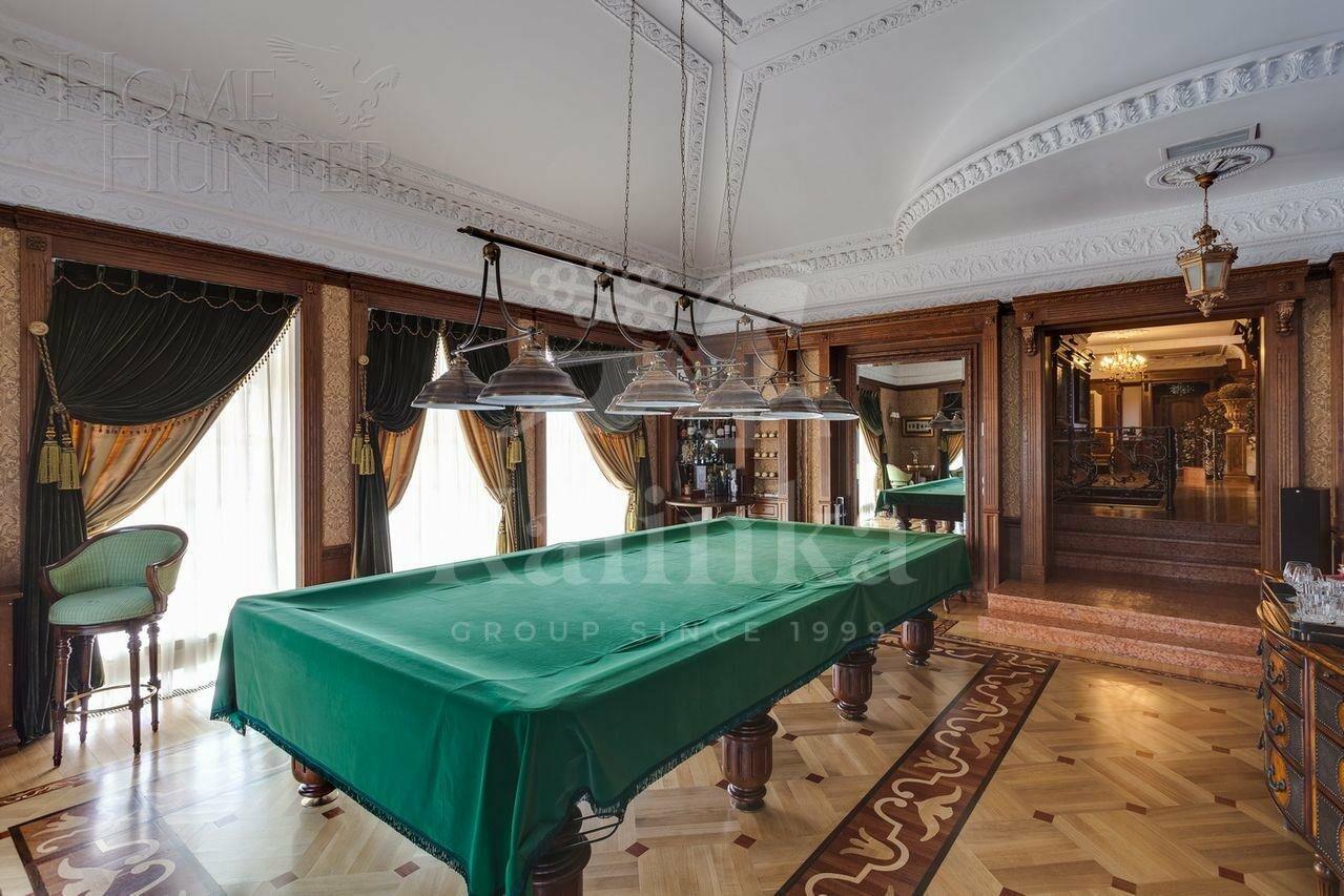 2-этажный коттедж 1 400 м² с отделкой