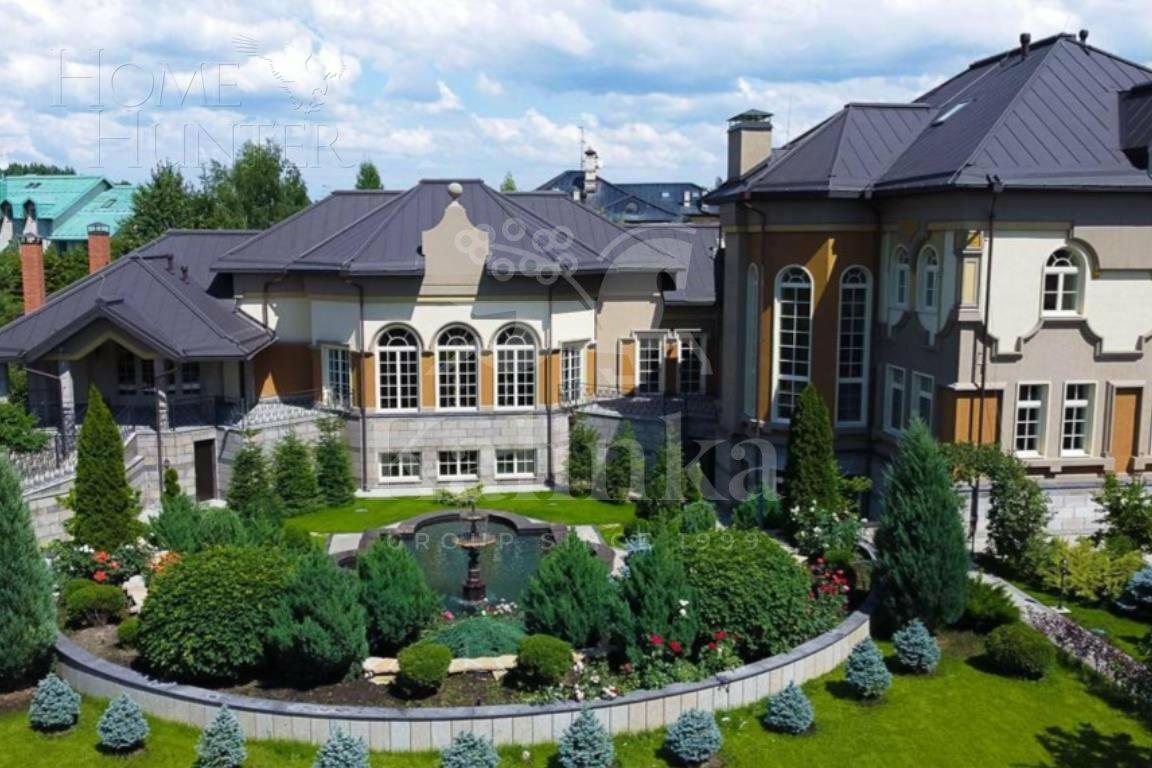 2-этажный коттедж 1 700 м² с отделкой