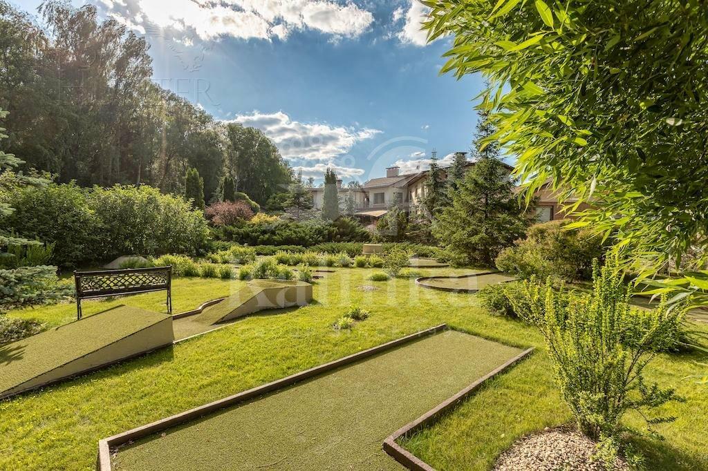 2-этажный коттедж 2 000 м² с отделкой