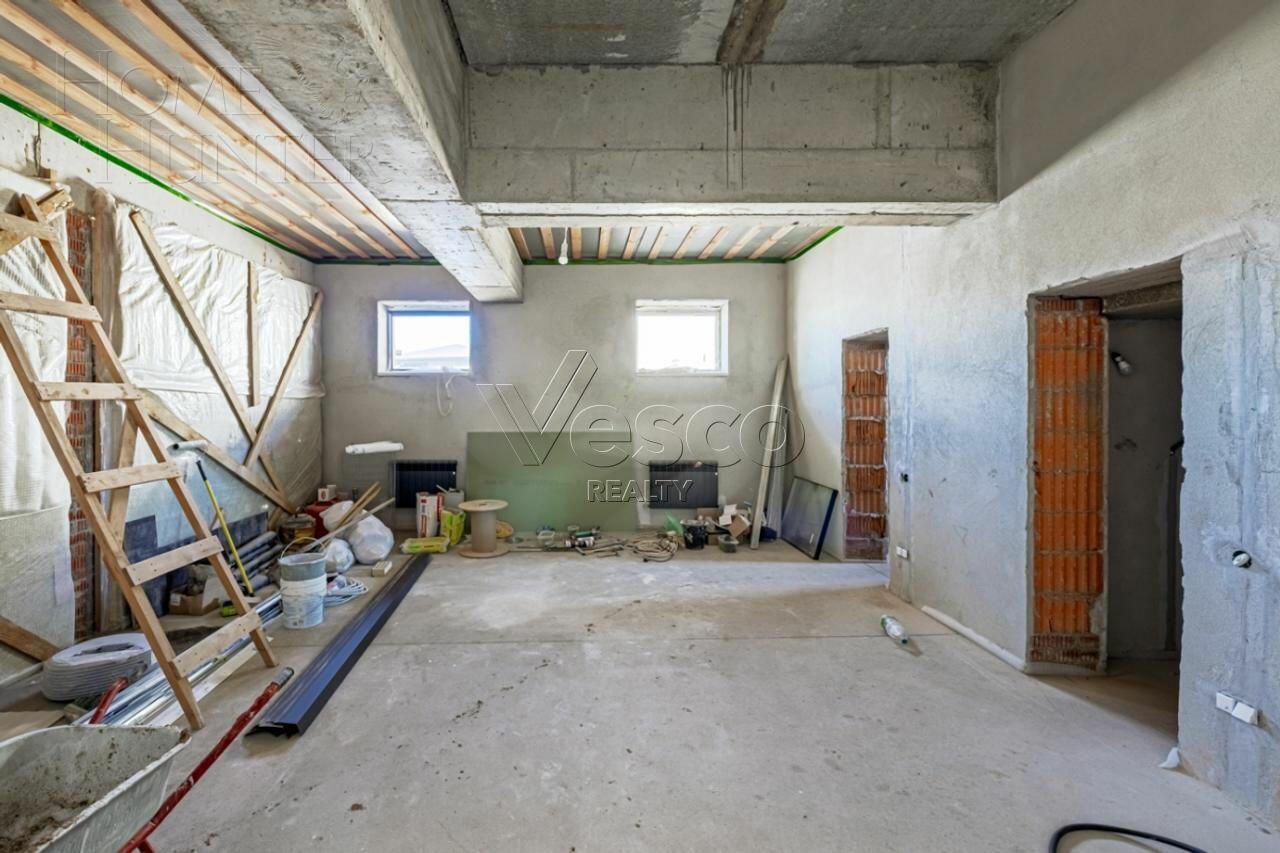 2-этажный коттедж 277 м² без отделки