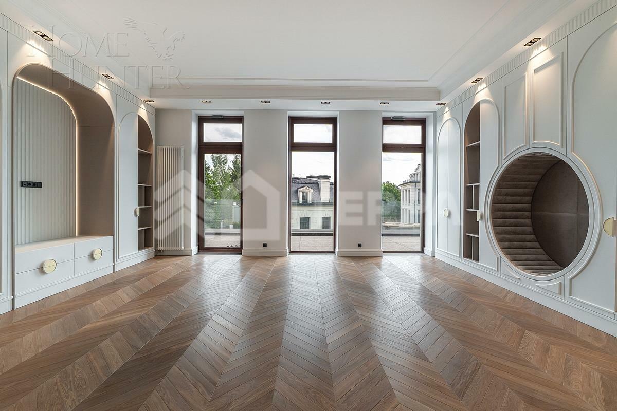 2-этажный коттедж 815 м² с отделкой