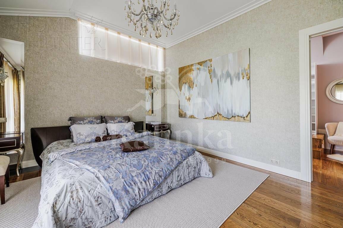 2-этажный коттедж 400 м² с отделкой