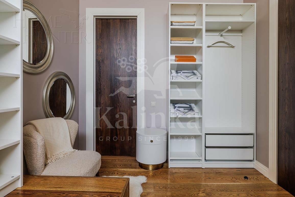 2-этажный коттедж 400 м² с отделкой