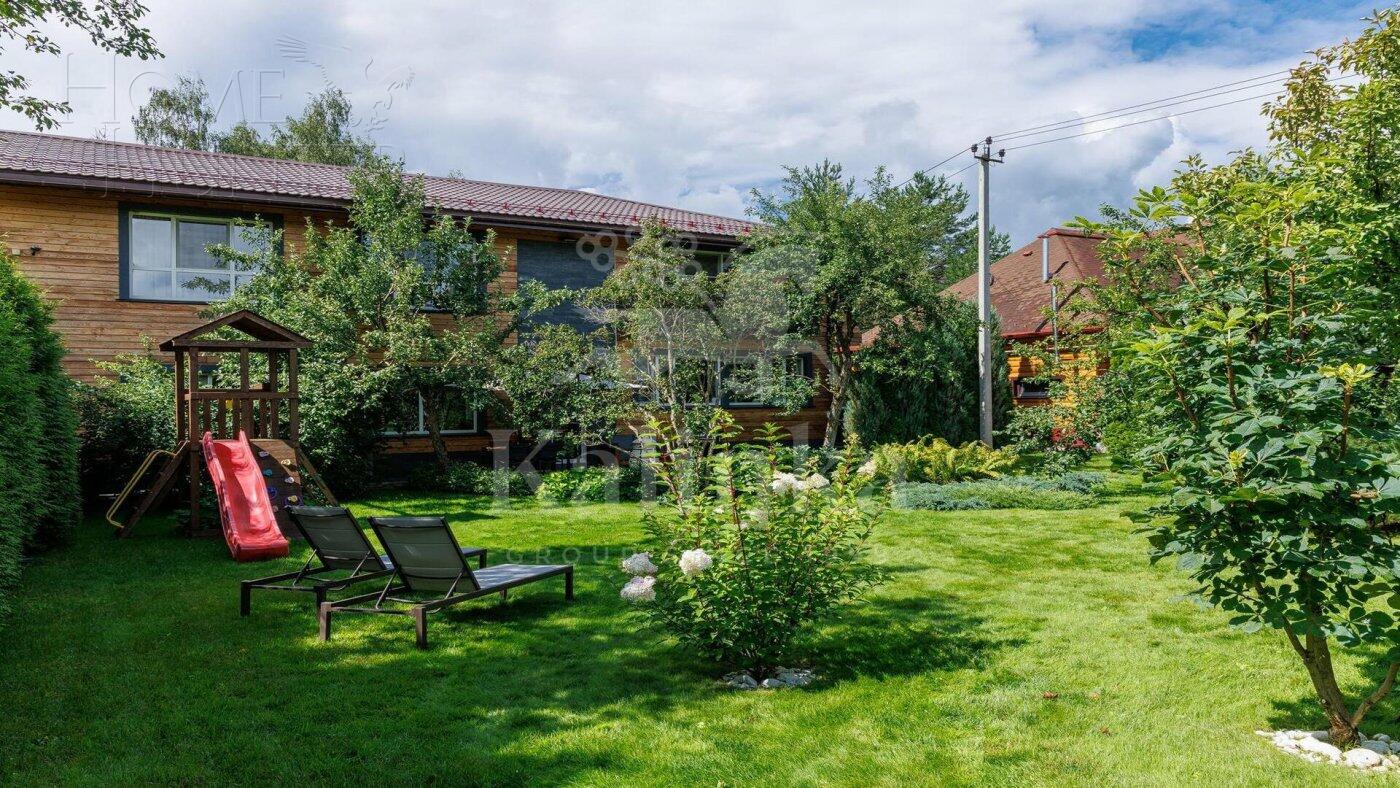 2-этажный коттедж 400 м² с отделкой