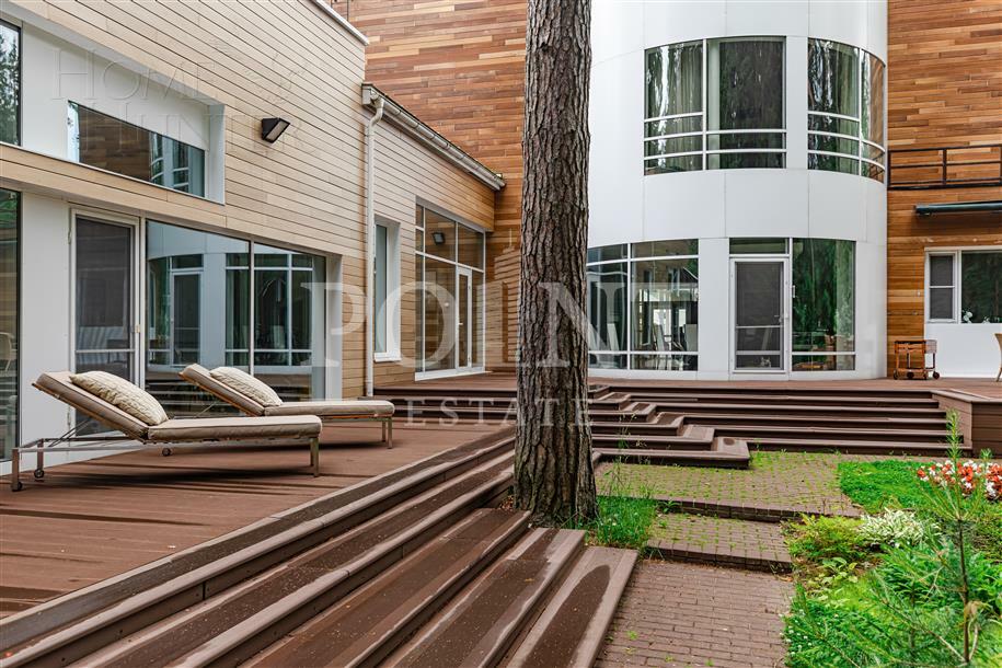 2-этажный коттедж 1 328 м² с отделкой