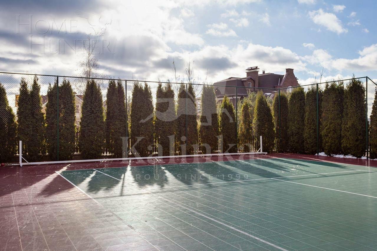 2-этажный коттедж 1 400 м² с отделкой