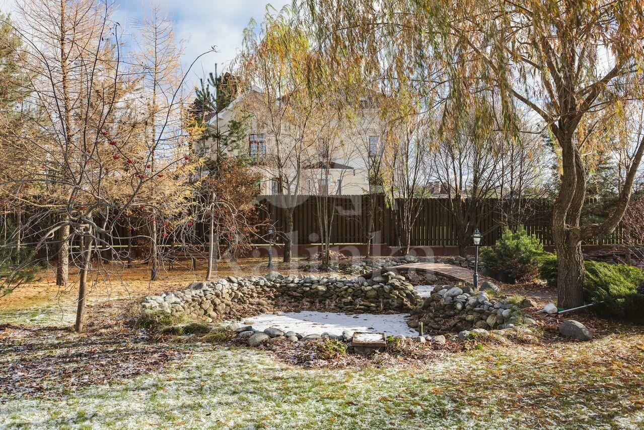 2-этажный коттедж 1 400 м² с отделкой