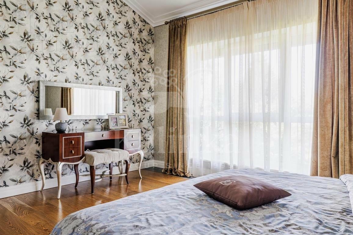 2-этажный коттедж 400 м² с отделкой