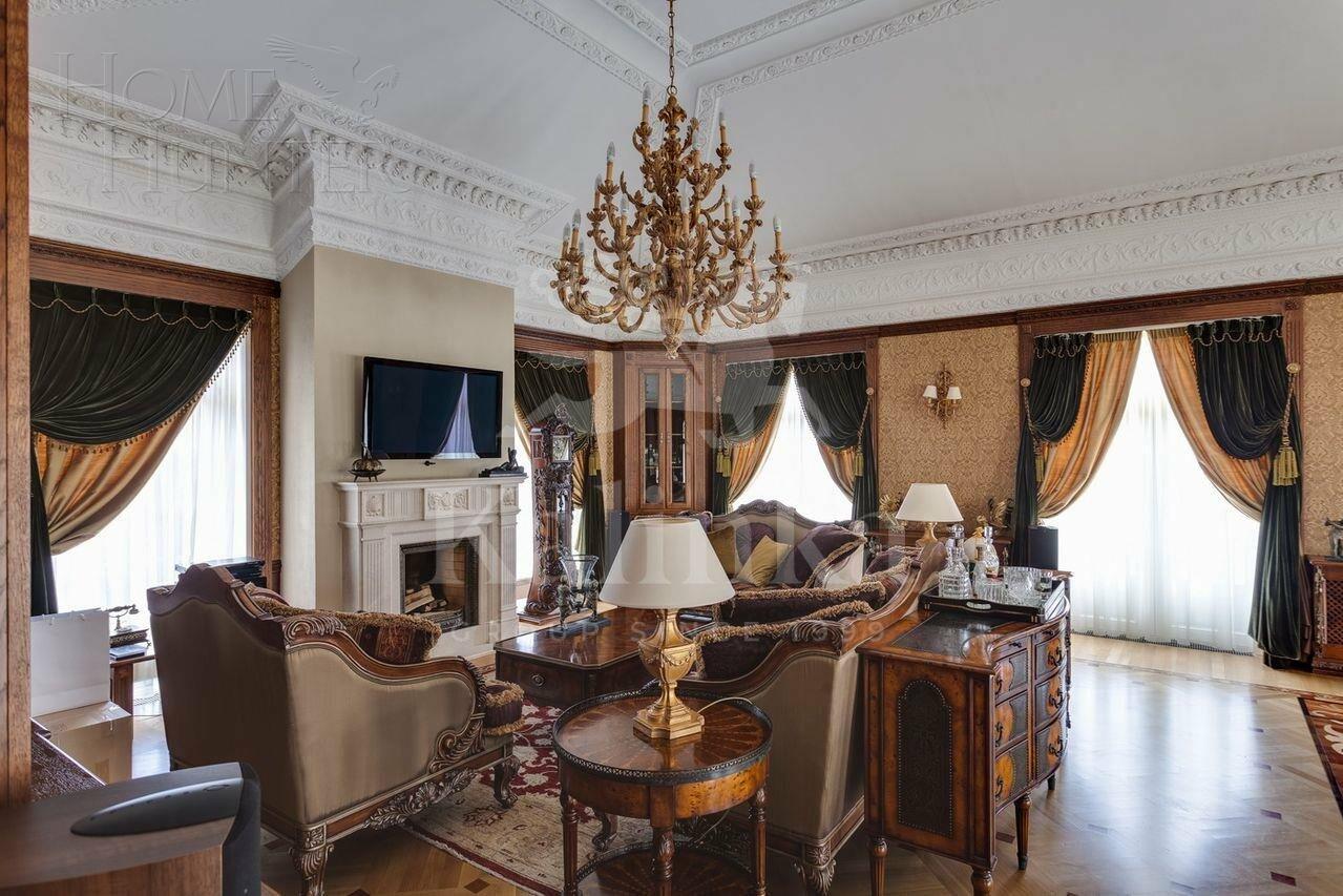 2-этажный коттедж 1 400 м² с отделкой