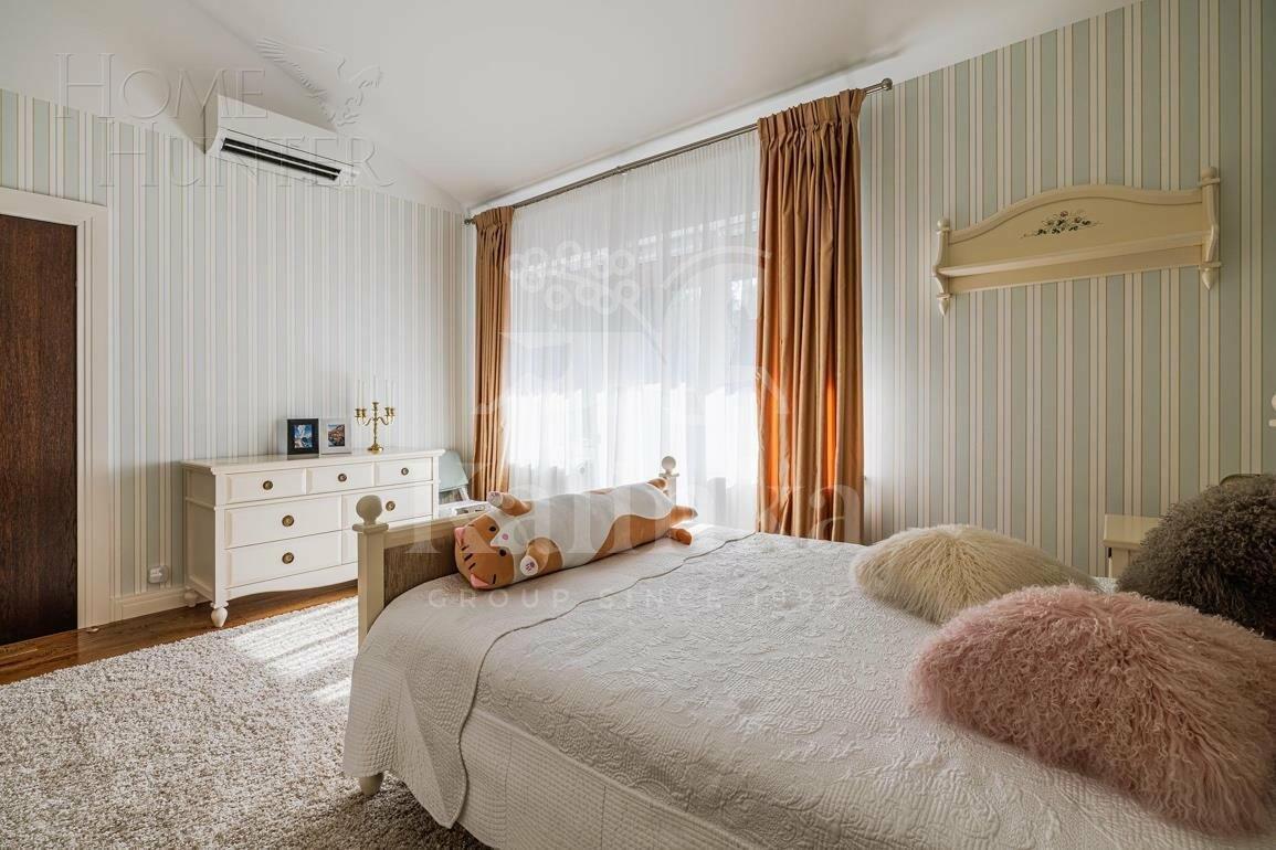 2-этажный коттедж 400 м² с отделкой