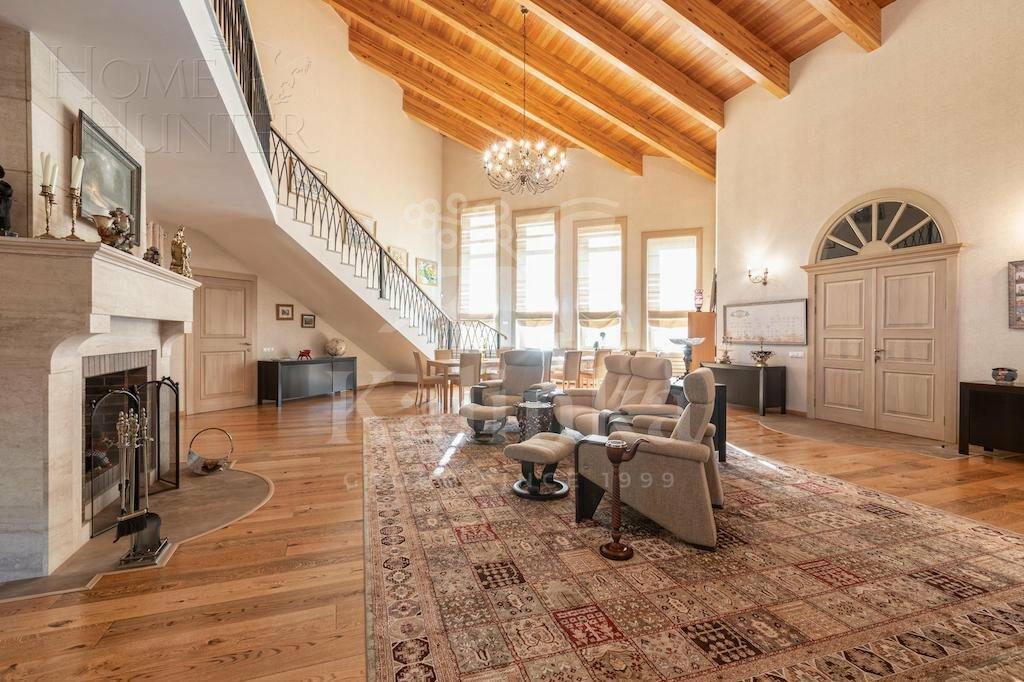 2-этажный коттедж 2 000 м² с отделкой