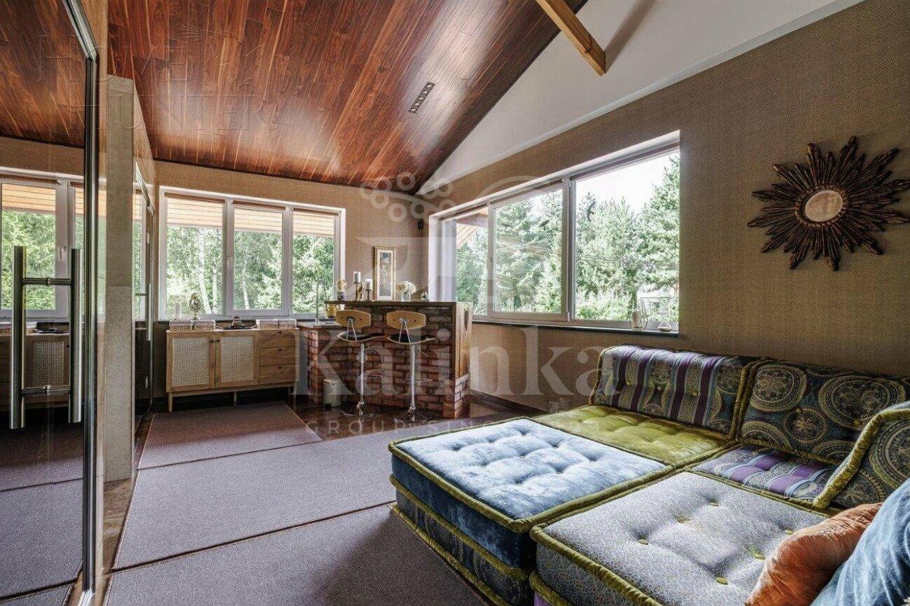 2-этажный коттедж 400 м² с отделкой