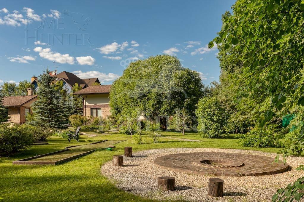 2-этажный коттедж 2 000 м² с отделкой