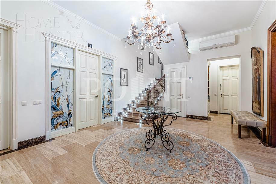 2-этажный коттедж 660 м² с отделкой