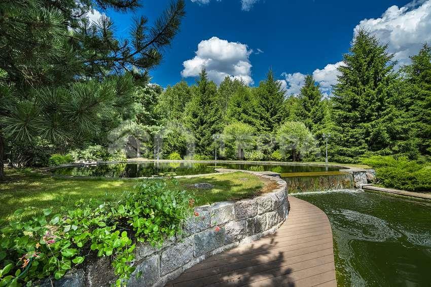 2-этажный коттедж 2 800 м² с отделкой