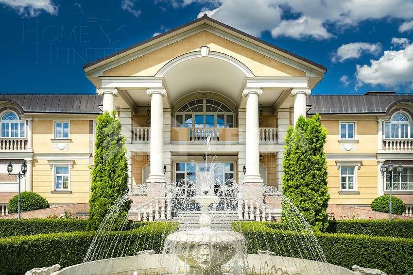 2-этажный коттедж 2 800 м² с отделкой