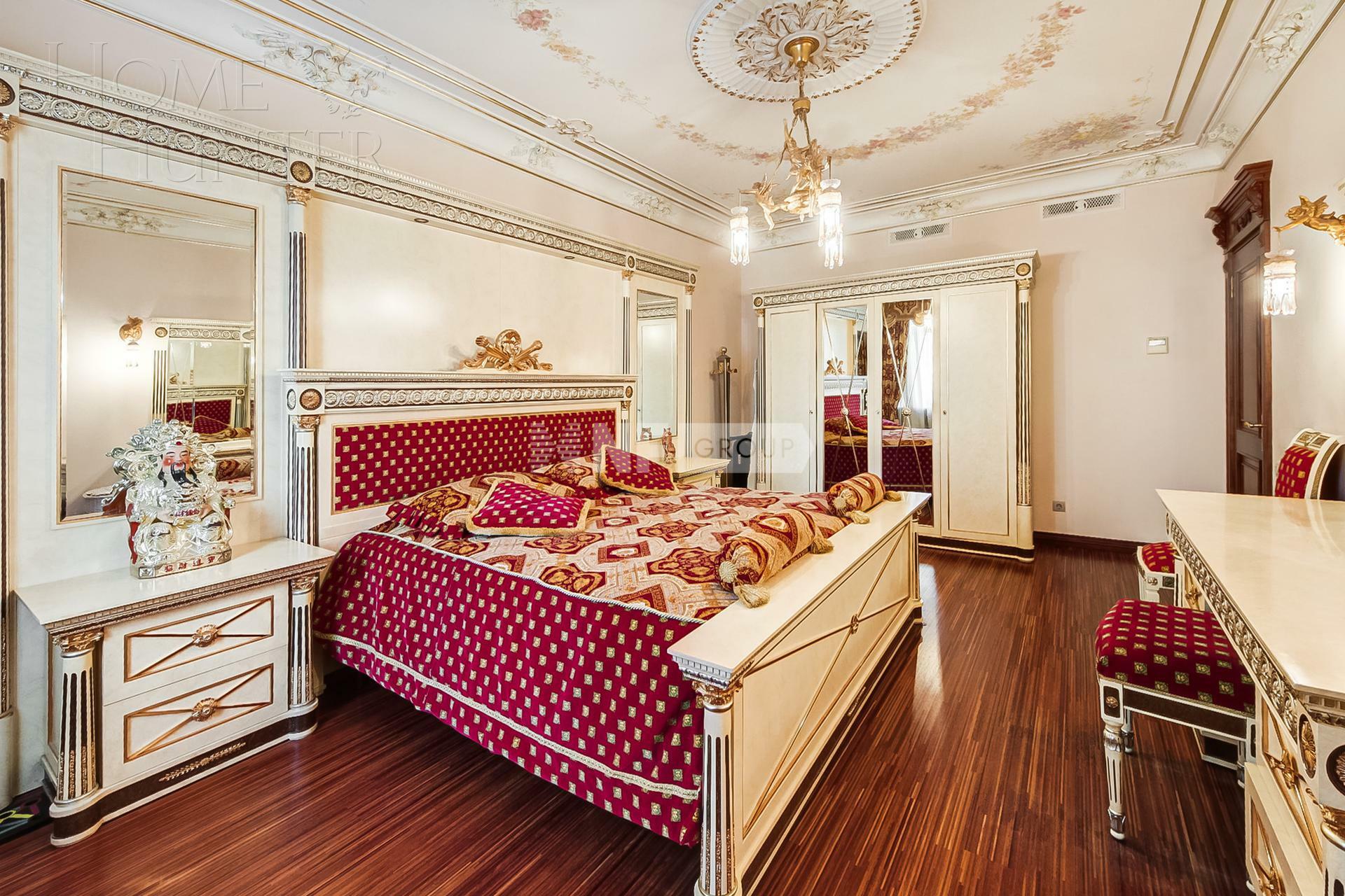 10-КОМН. КВАРТИРА С ОТДЕЛКОЙ 560 М² НА 4 ЭТАЖЕ