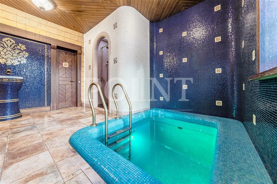 2-этажный коттедж 660 м² с отделкой