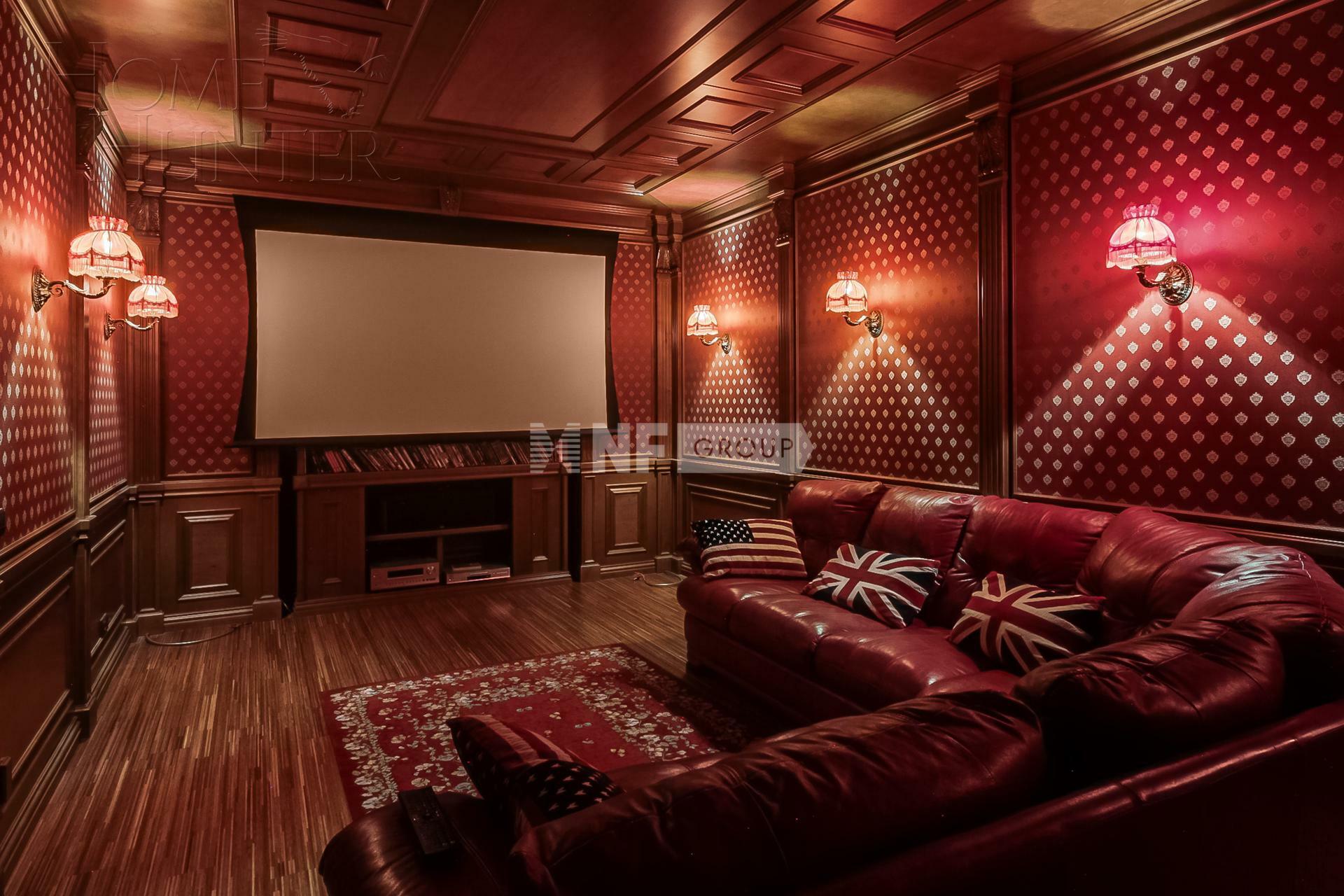 10-КОМН. КВАРТИРА С ОТДЕЛКОЙ 560 М² НА 4 ЭТАЖЕ