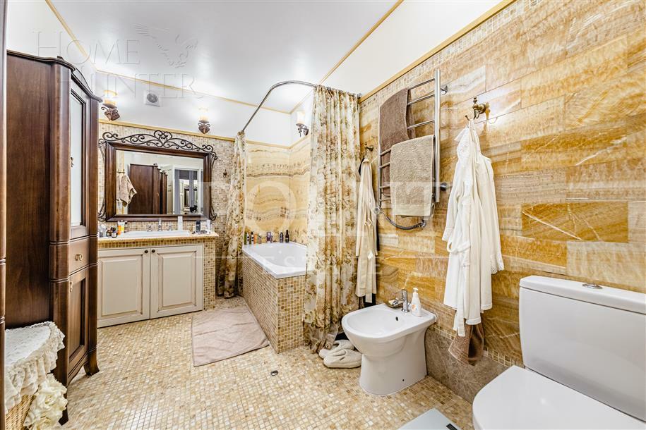 2-этажный коттедж 660 м² с отделкой