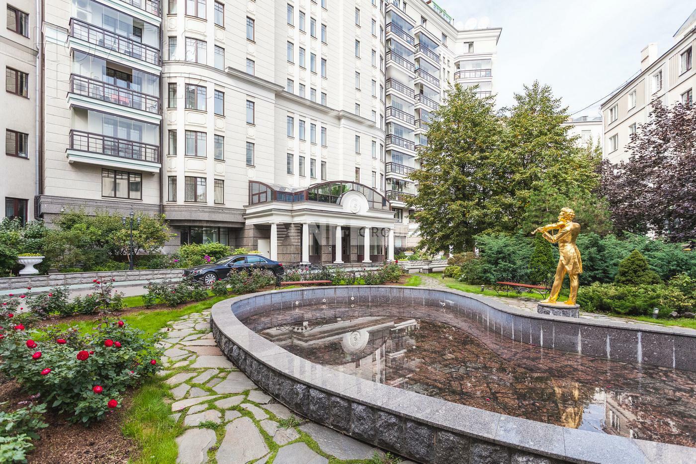 3-УРОВНЕВЫЙ ПЕНТХАУС С ОТДЕЛКОЙ 363 М² НА 9 ЭТАЖЕ